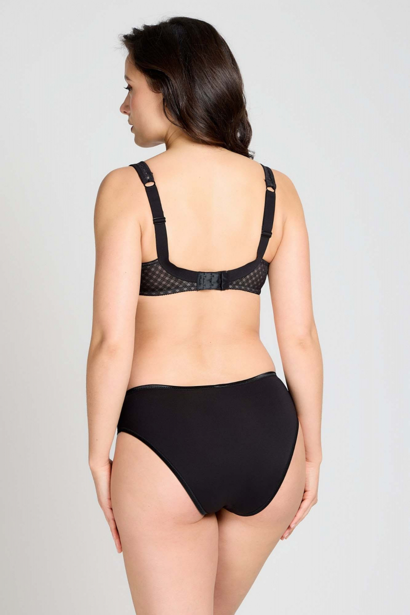 Triola Perfect-Fit vystužená podprsenka čierna 28138