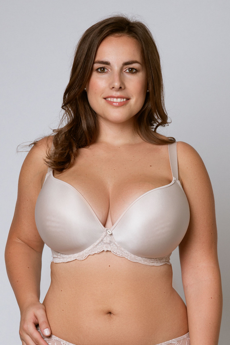 https://www.triola.sk/themes/triola/assets/img/no-picture.jpeg